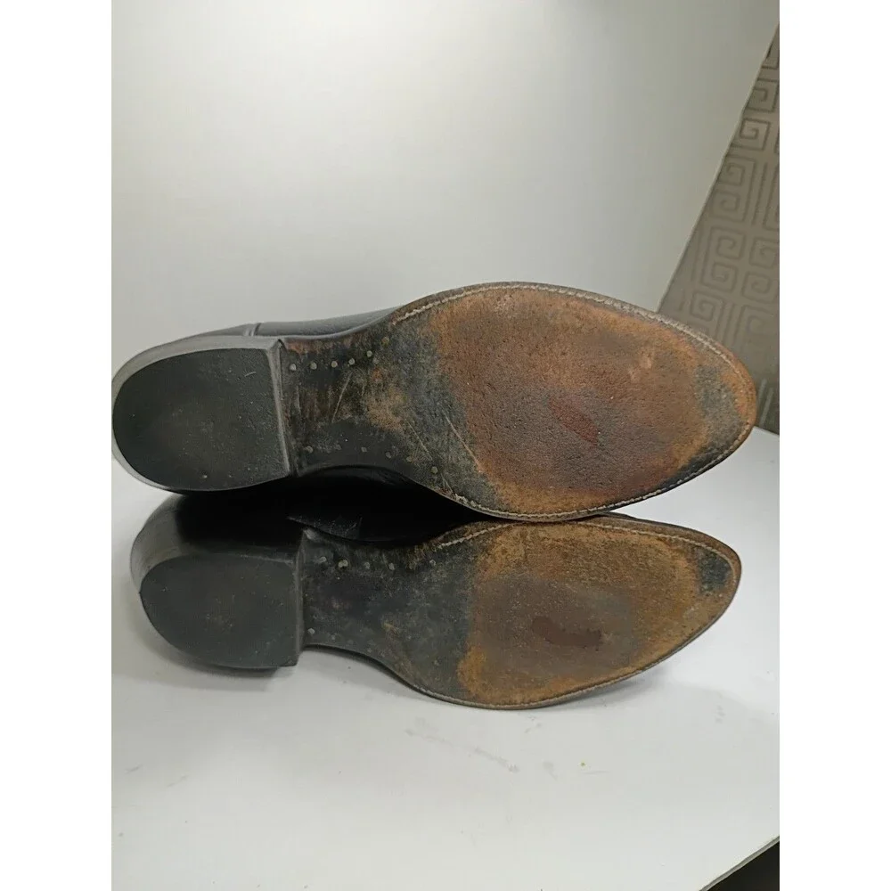 Sanders these leather