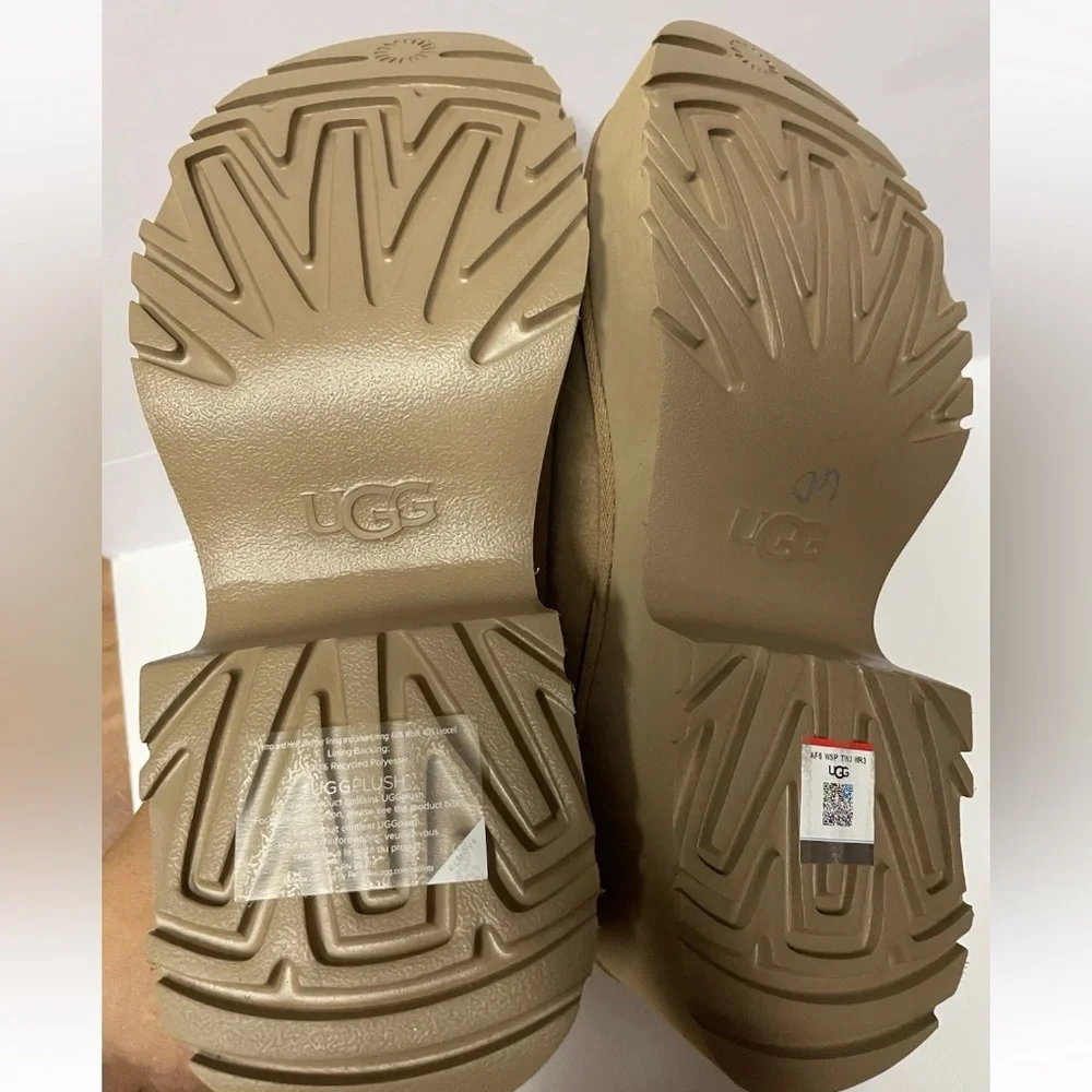 UGG step up
