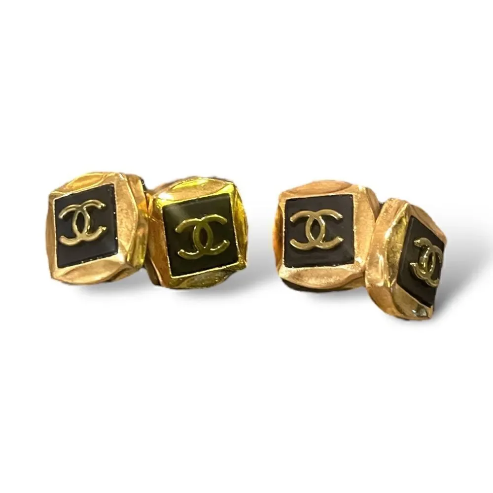 CHANEL vintage fall
