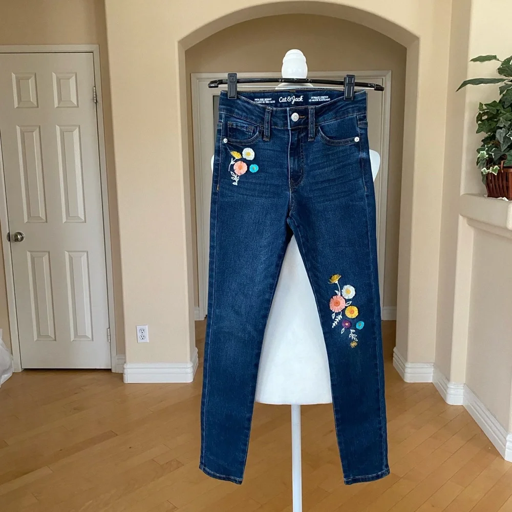 Cat & Jack Girls Embroidered Flower High Rise Skinny Ultimate Stretch Blue Jeans
