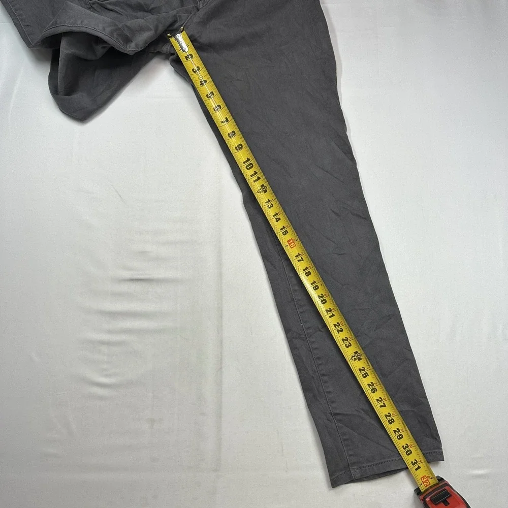 Commerce men gray