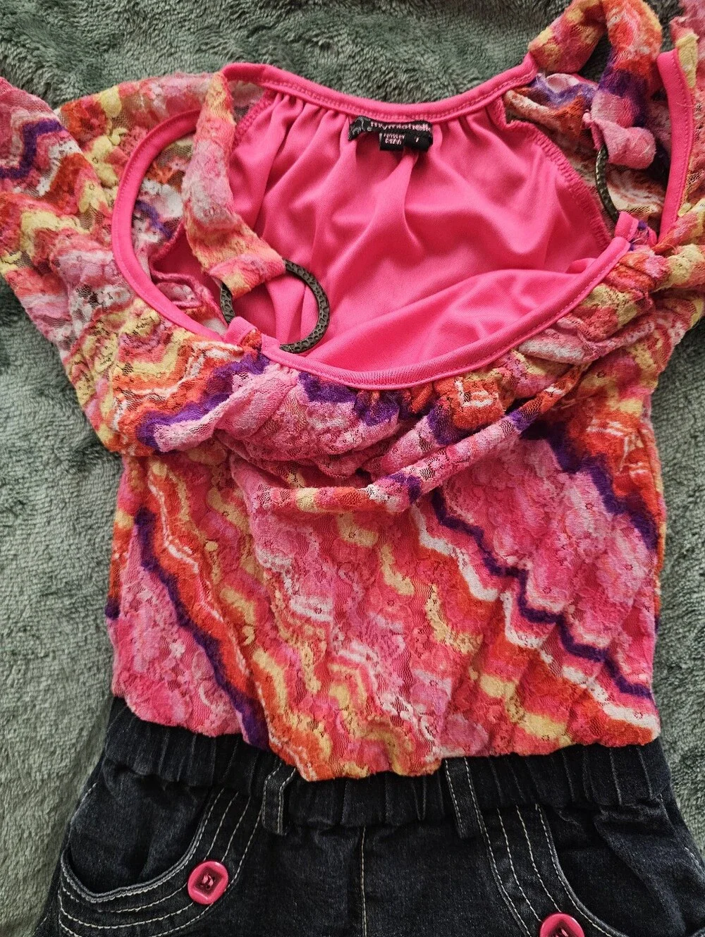My Michelle vibrant ruffle