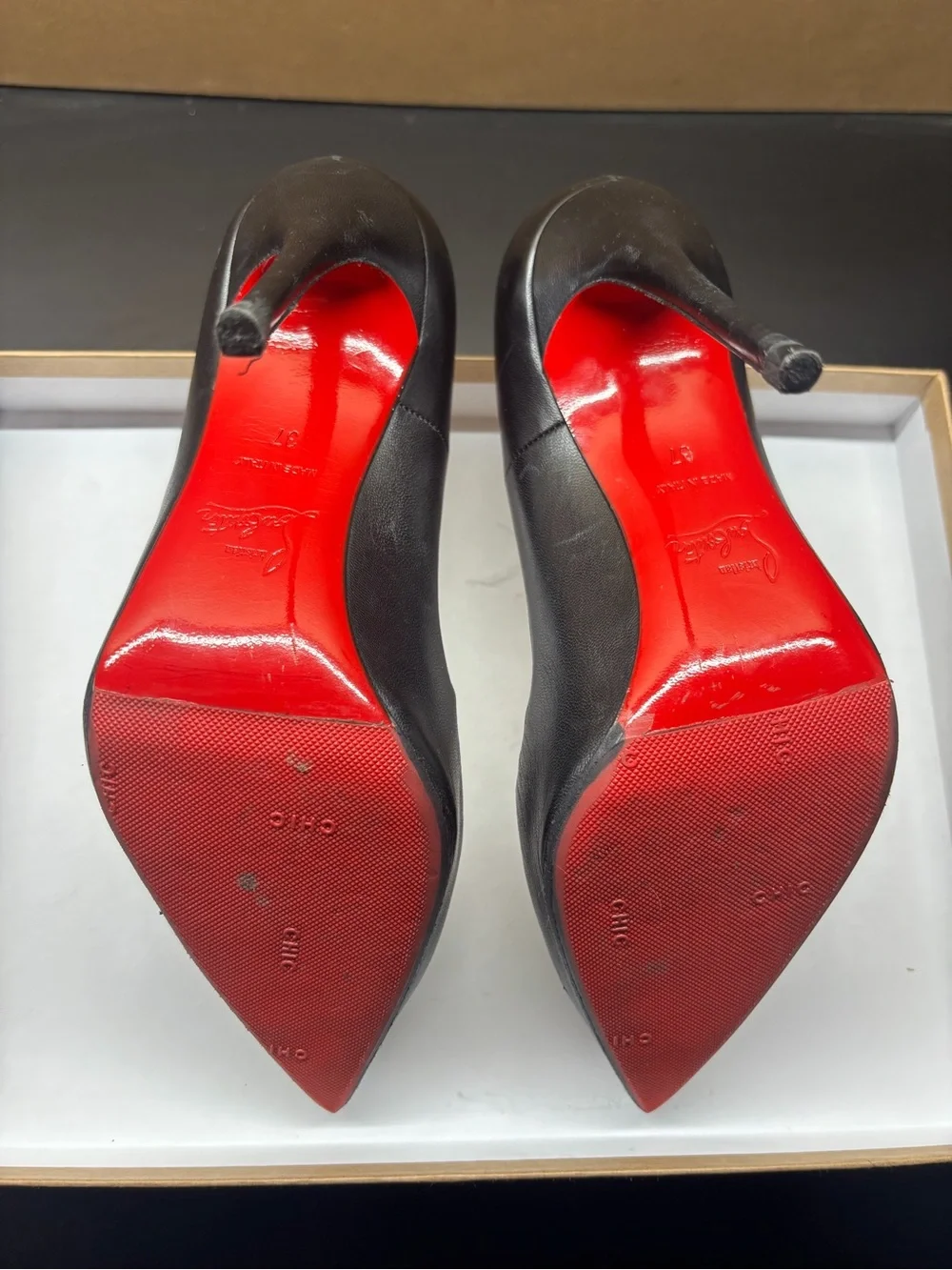 Christian Louboutin classic pointed
