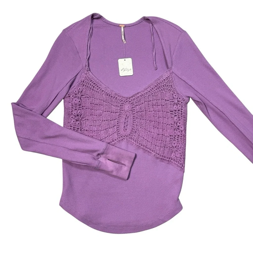 Free People color 2% sleeve