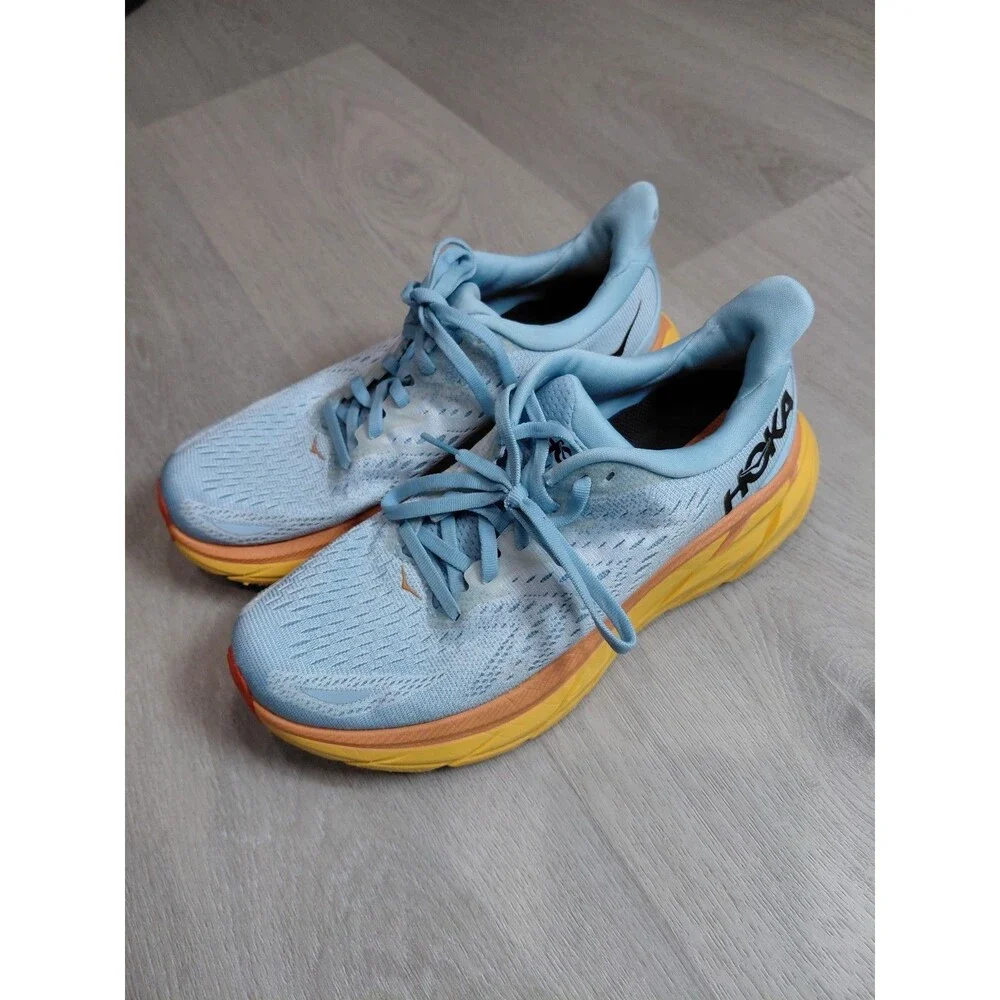 Hoka One One hoka one