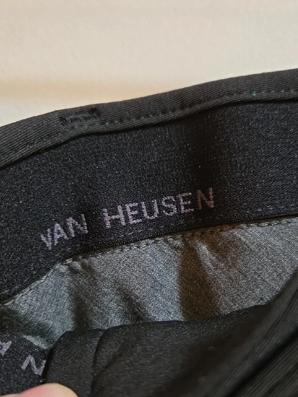 Van Heusen classic black