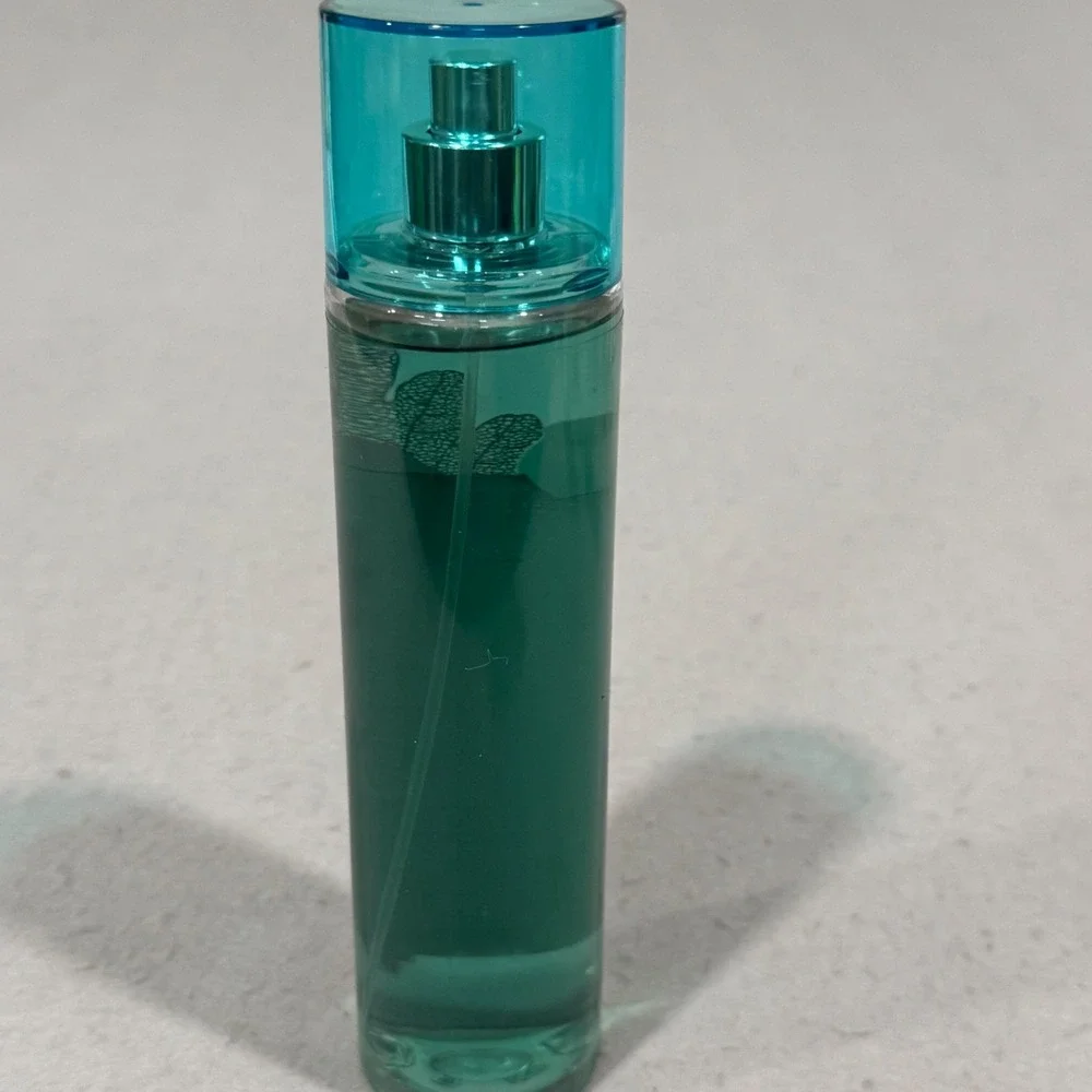 Bath & Body Works bath body