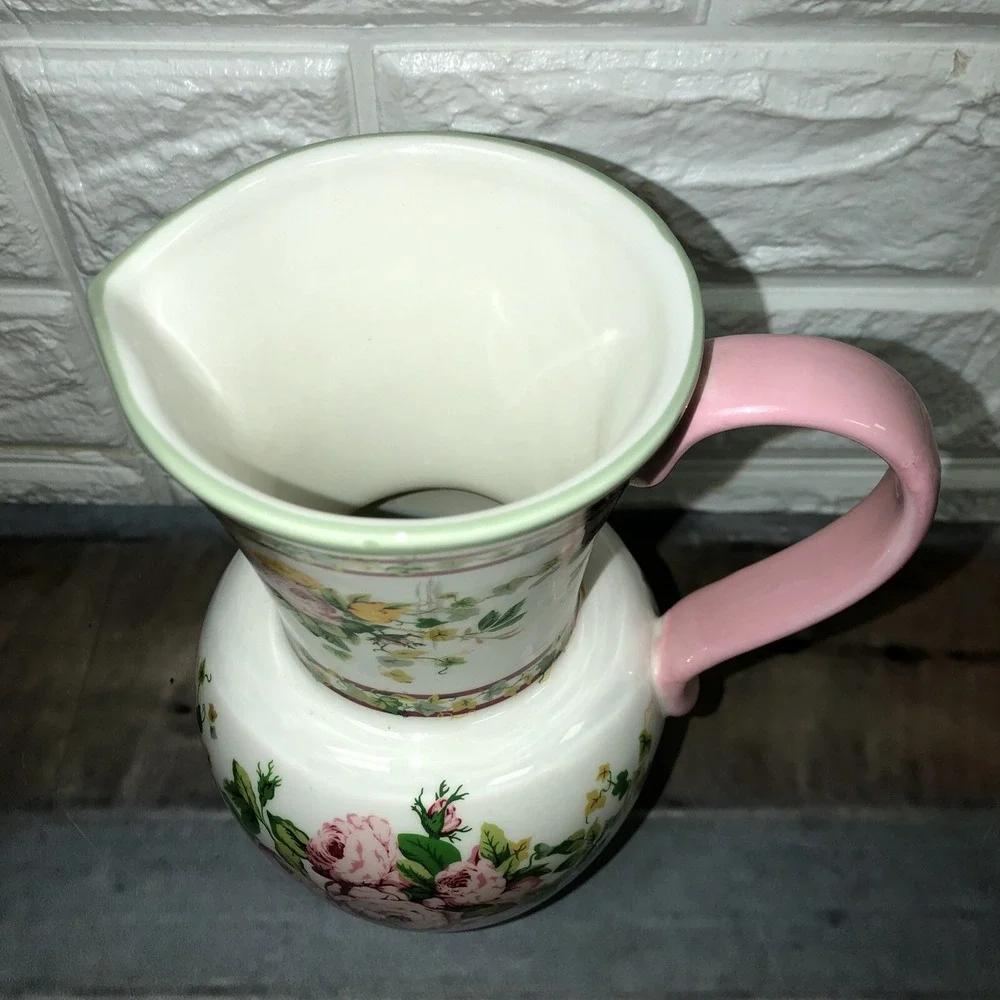 Laura Ashley roses vase