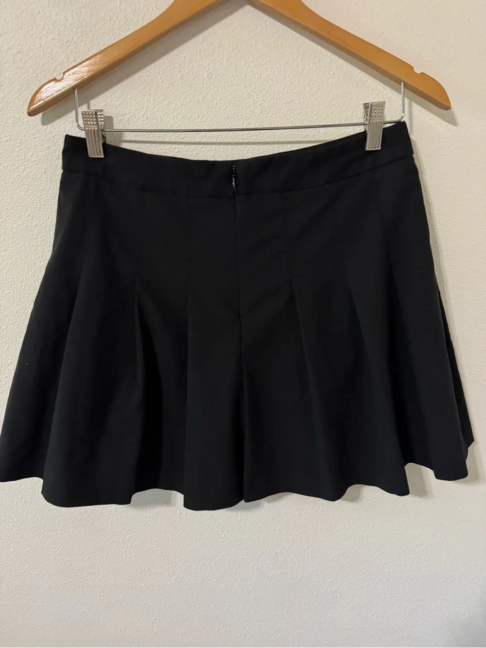 Aritzia euc sunday