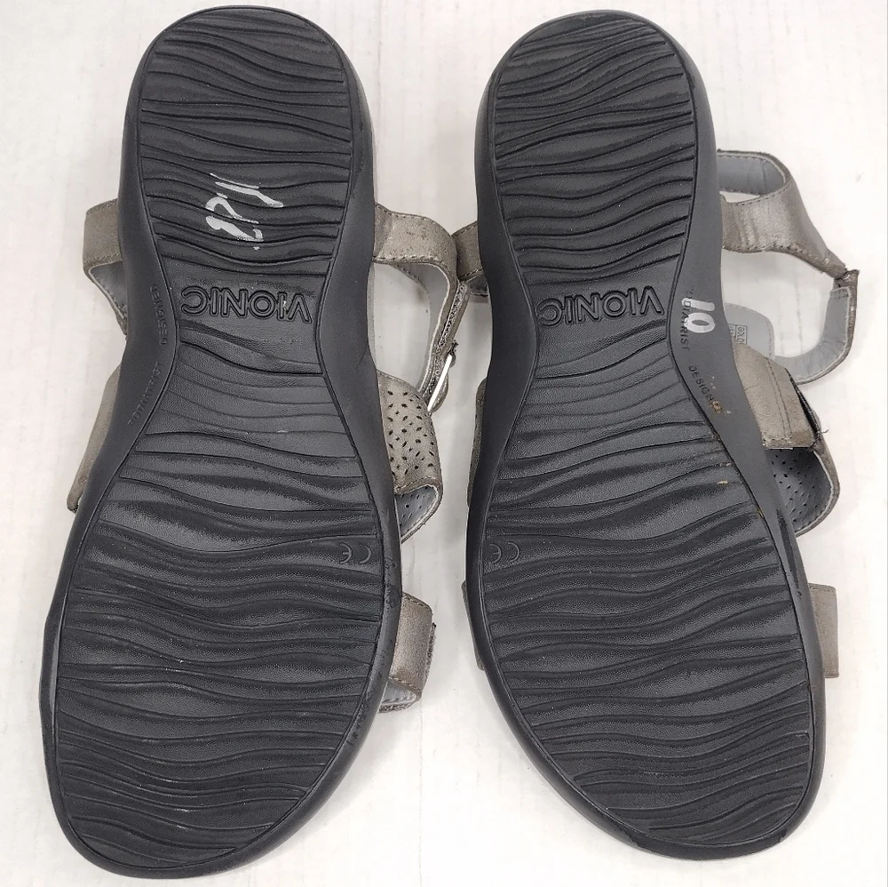Vionic goldie distressed