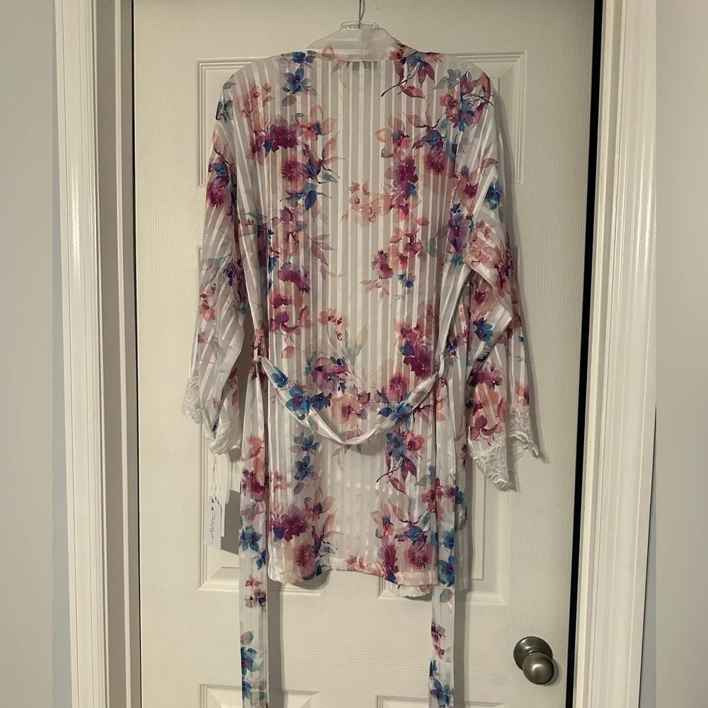 In Bloom By Jonquil sheer kimono