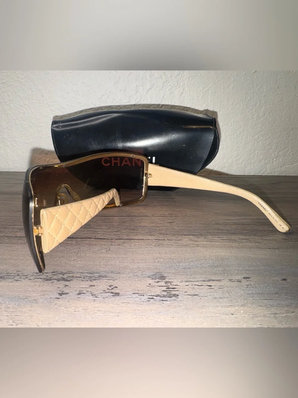 CHANEL stylish shield