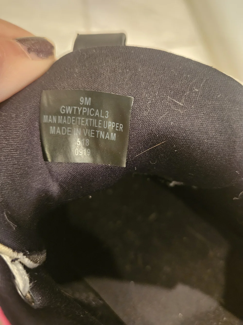 Guess size excellent