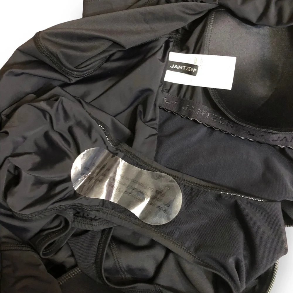 Jantzen nwt grab