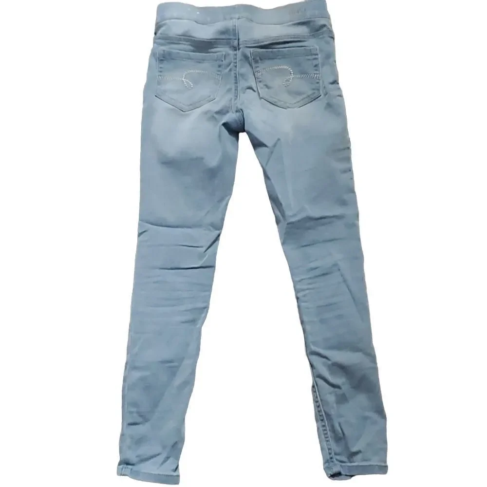 Justice pull distressed