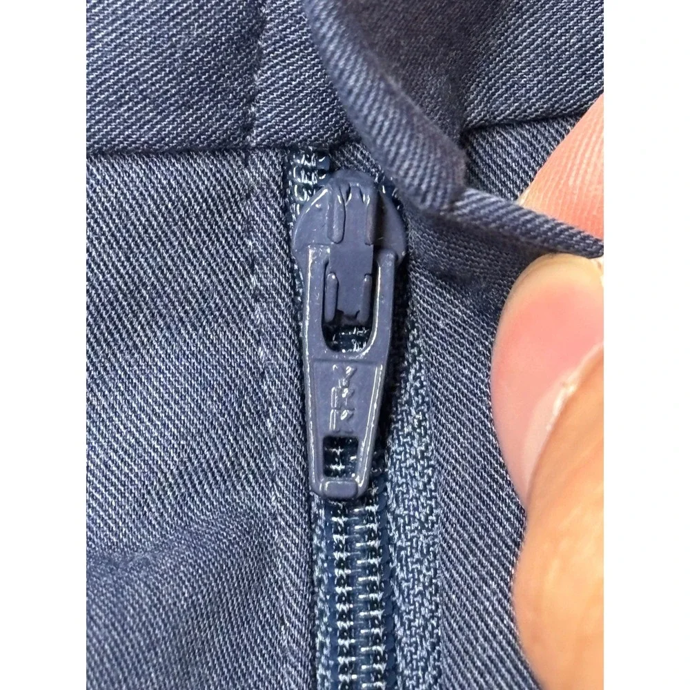 Saks Fifth Avenue pockets ensures