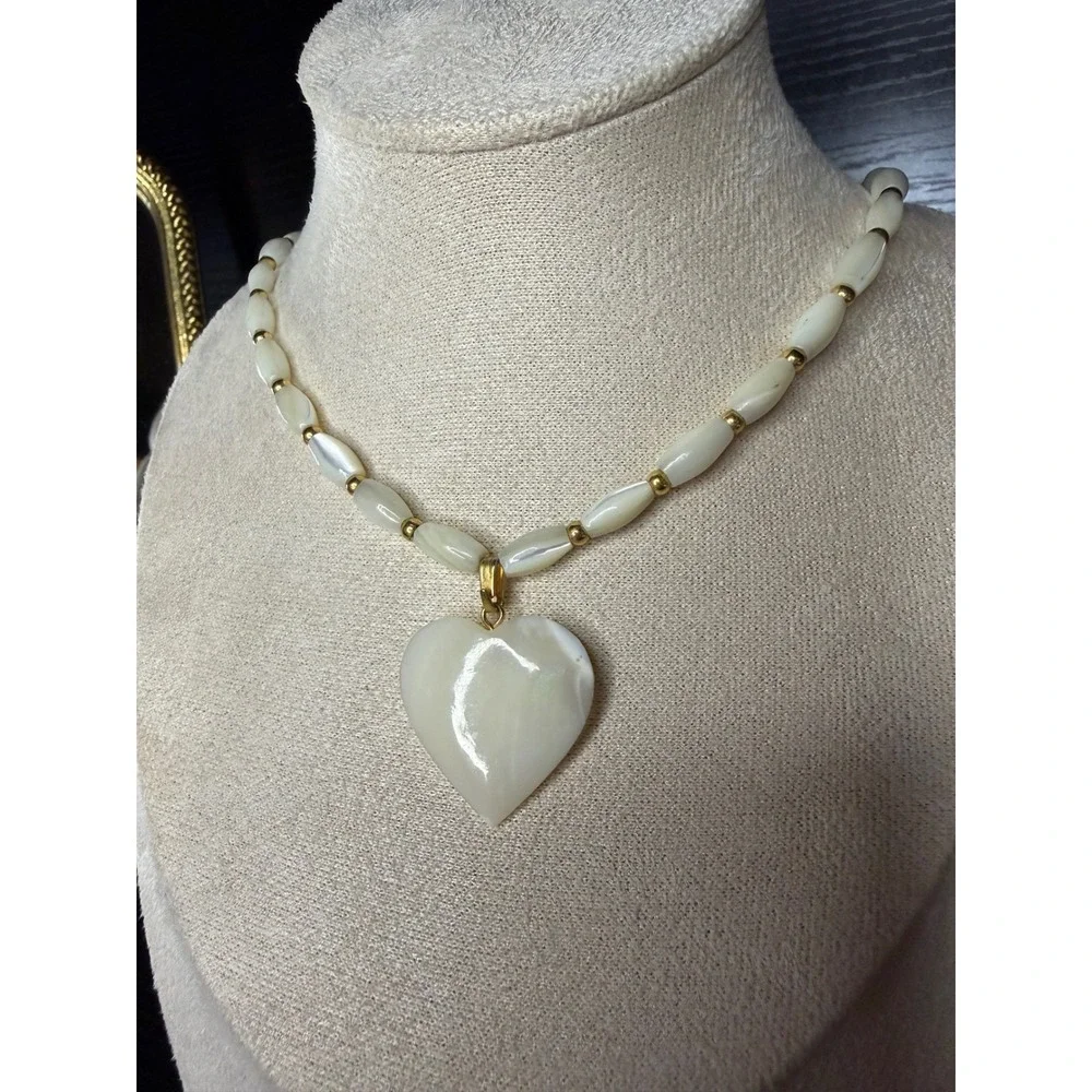 Unbranded vintage mother