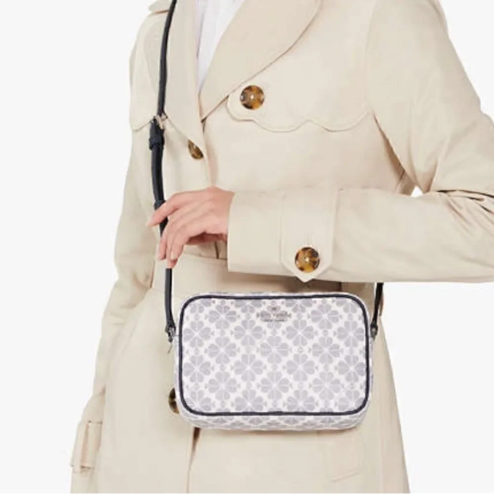 kate spade measurements features