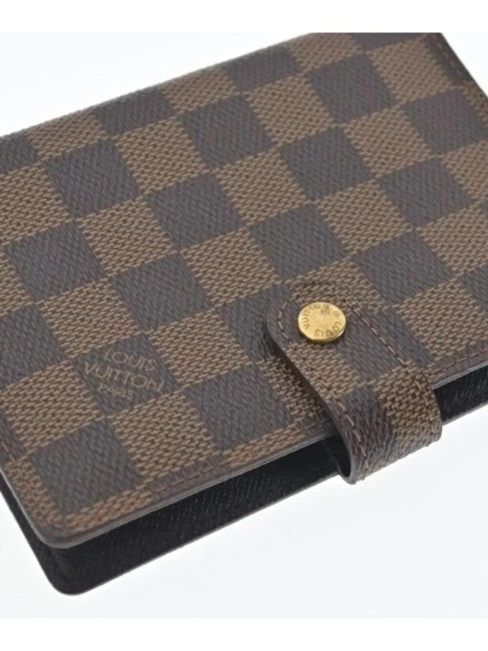 Louis Vuitton damier store free