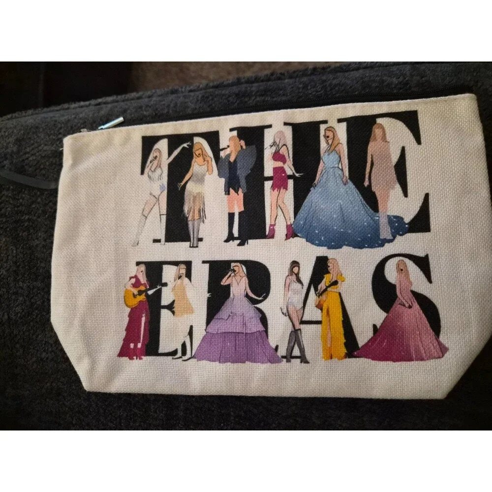 Taylor Swift lot bags