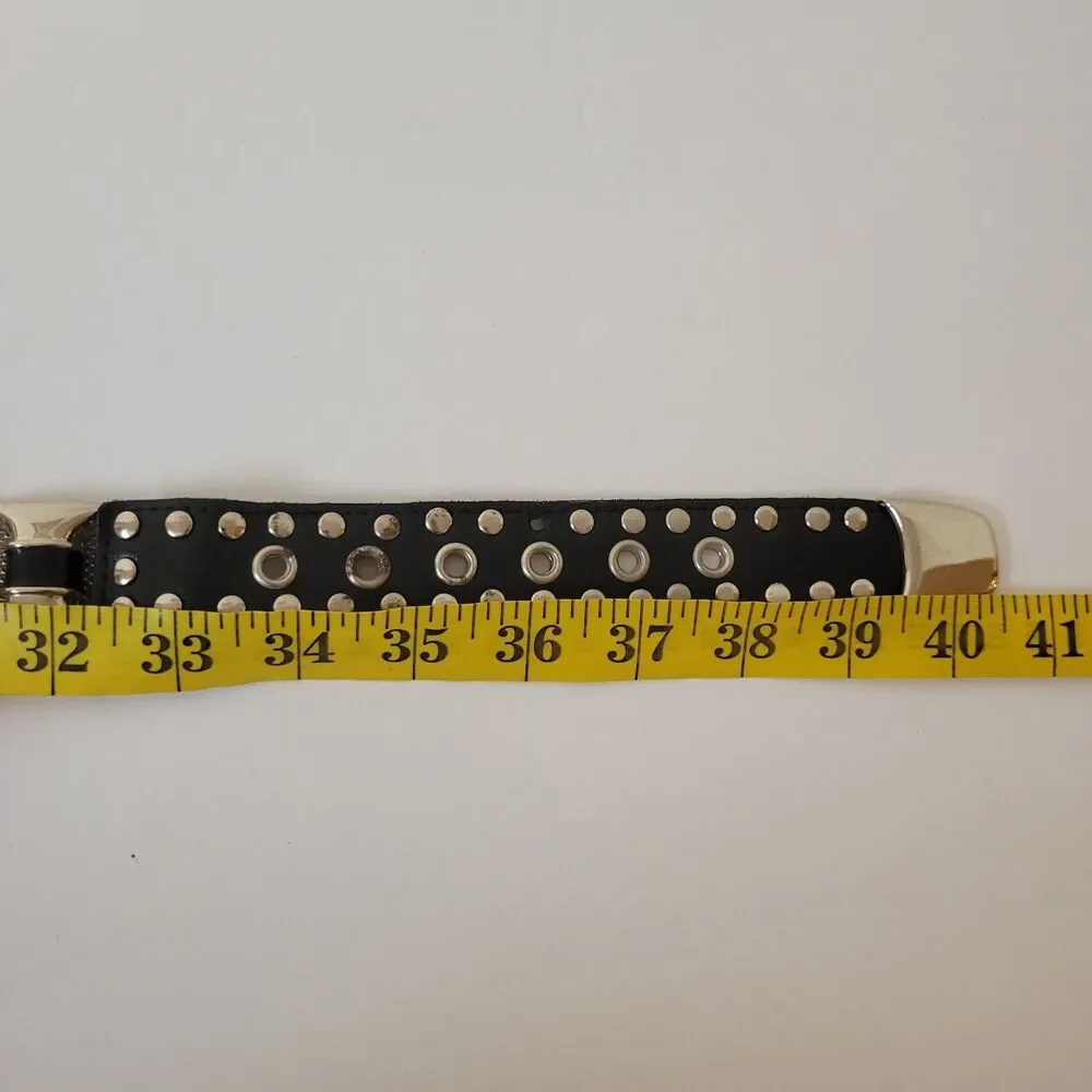 Unbranded vintage art