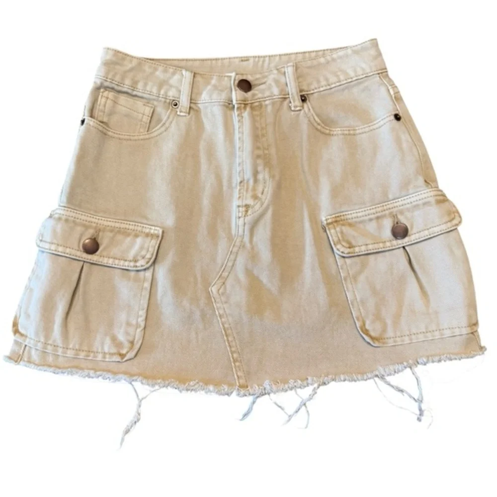 Fray beige denim