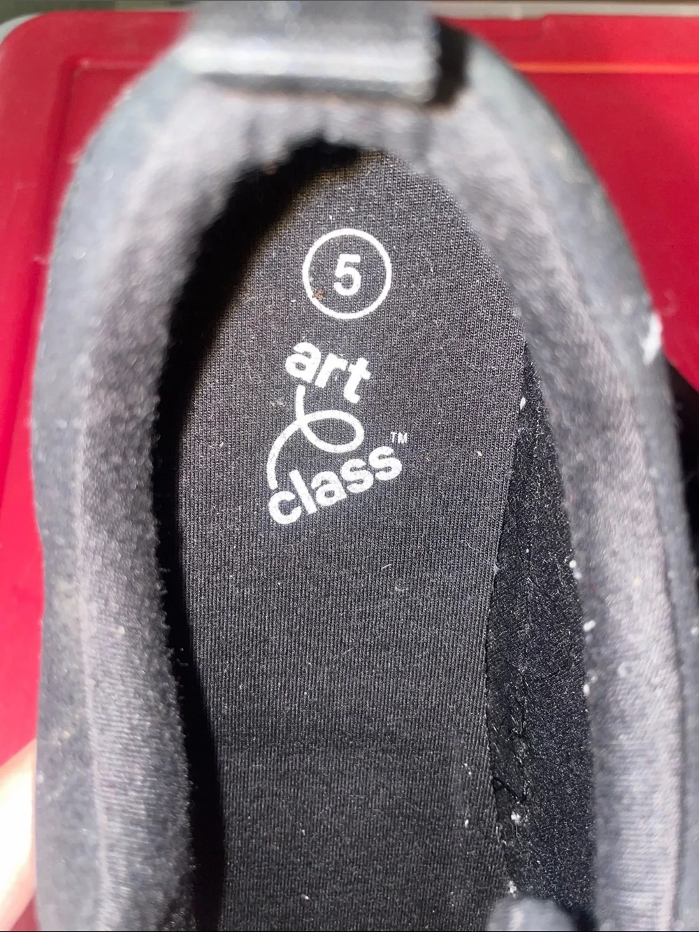 art class sleek low