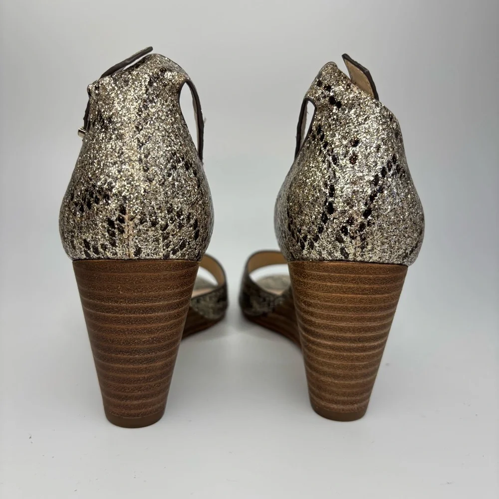 SH2 Jessica Simpson Cervena‎ Shimmery Snake Print Gold Wedge Party Sandals 8.5M