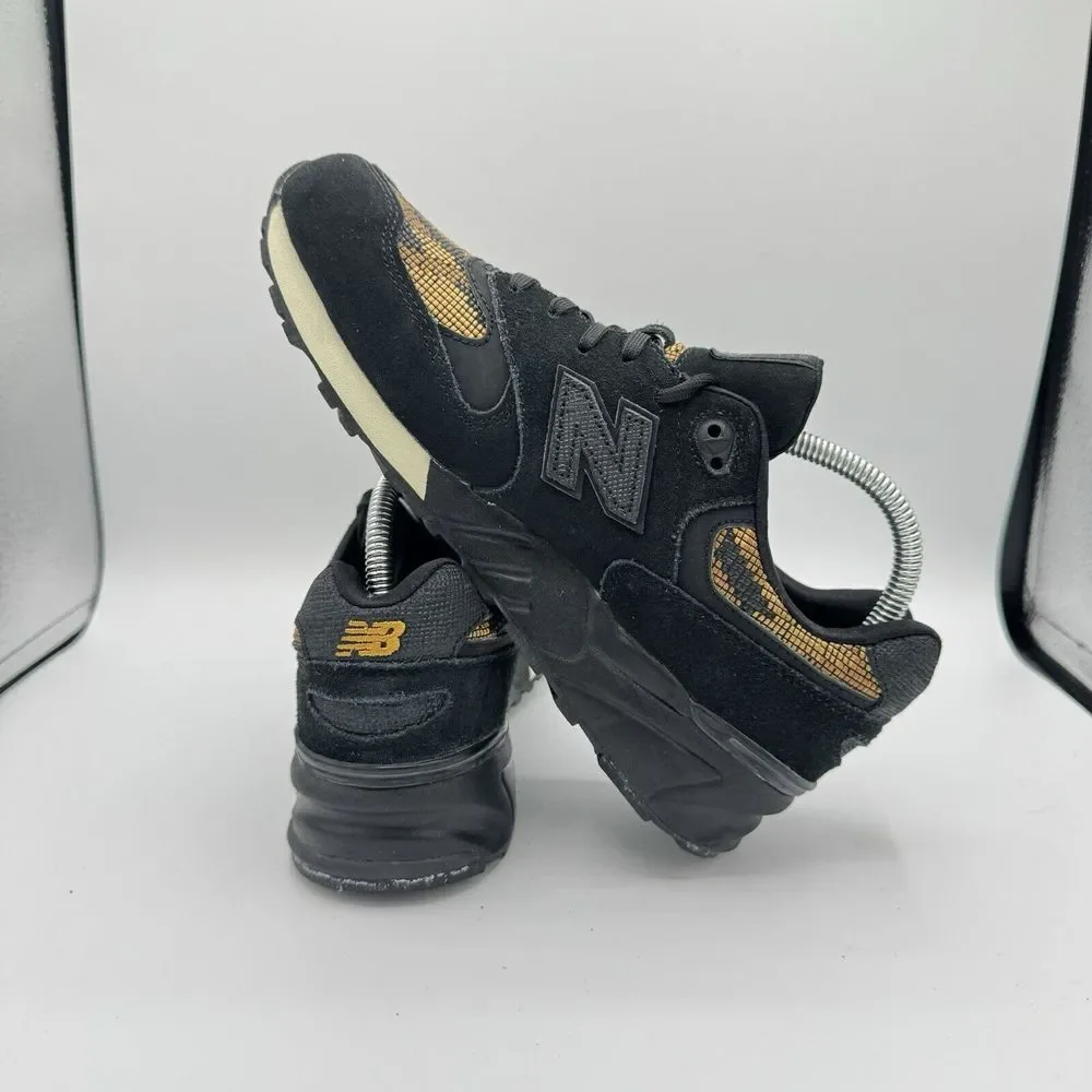 New Balance gold this footwear