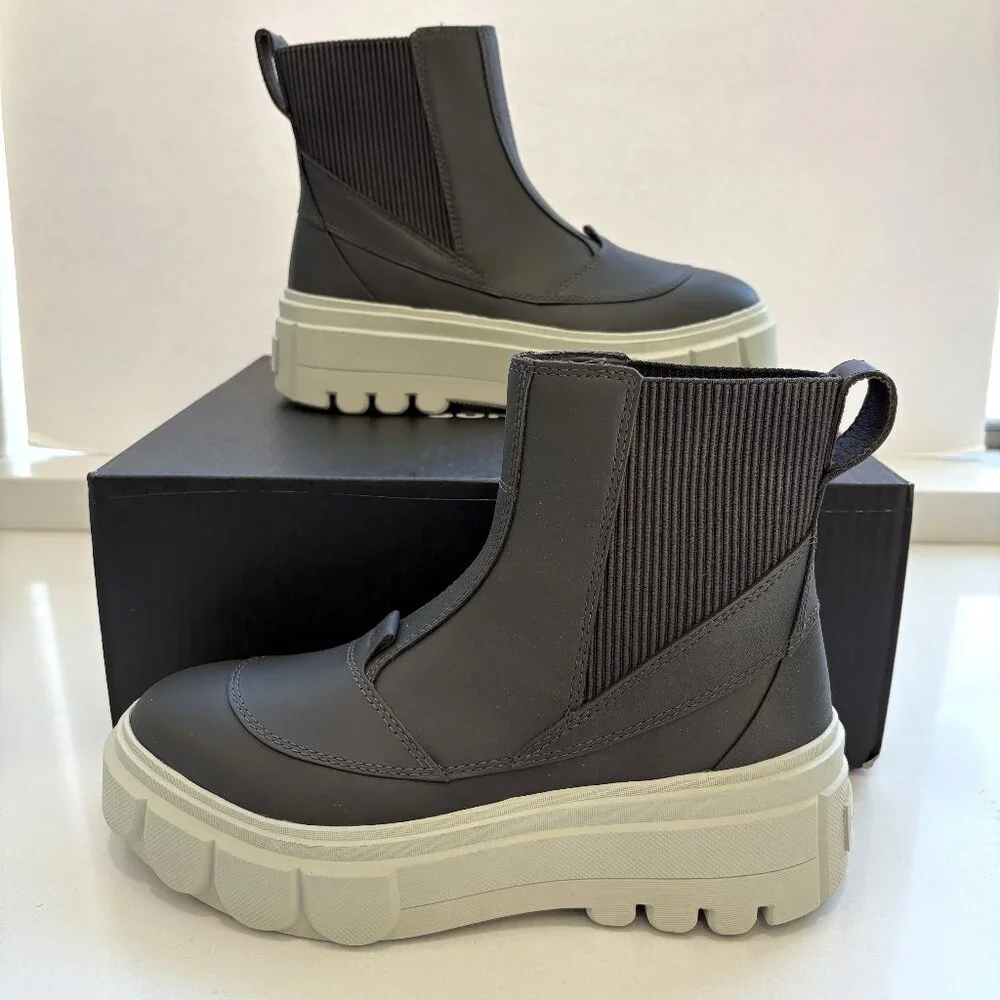 Sorel new caribou