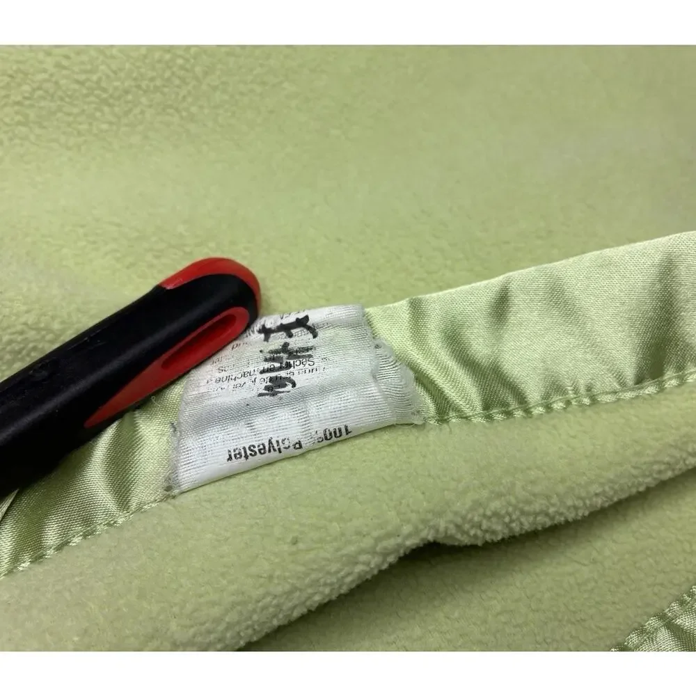 Vintage Disney Baby Winnie the Pooh Tigger Blanket Green Fleece Satin Sleeping