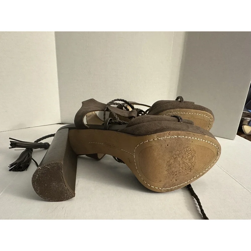 Vince Camuto vince camuto