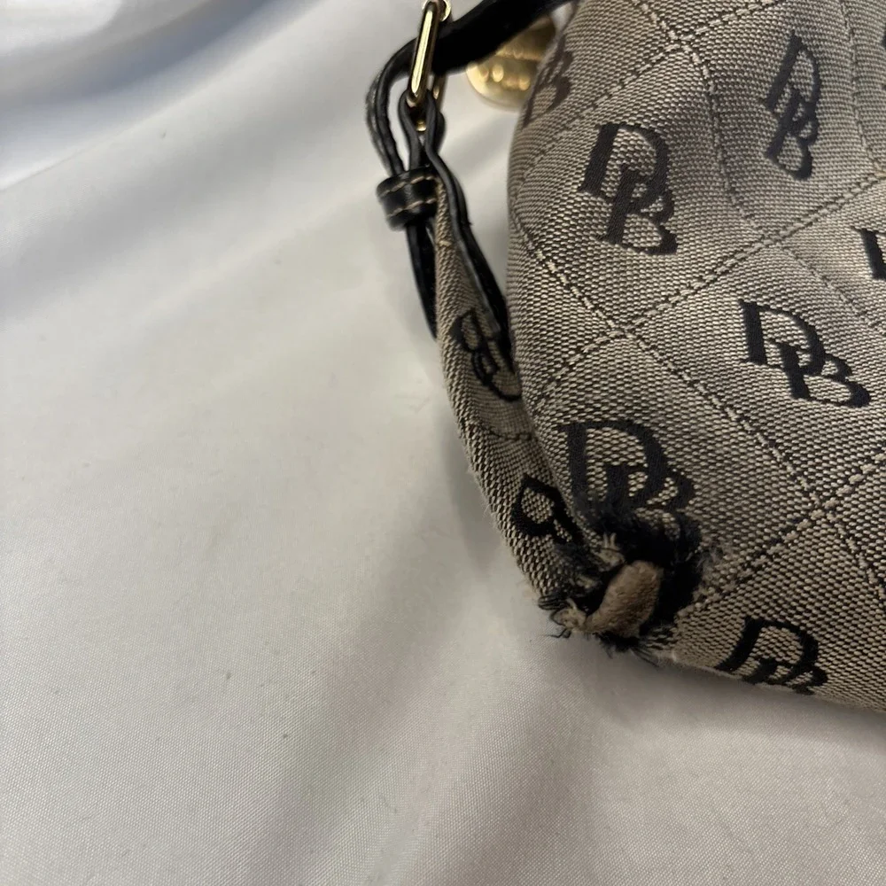 Dooney & Bourke elevate your