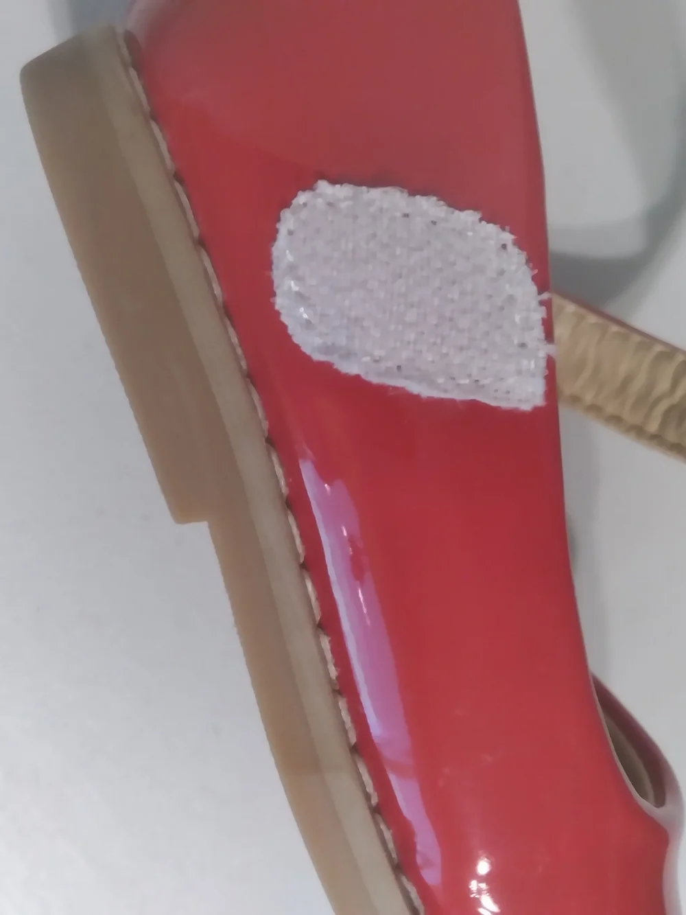 N/A shiny red