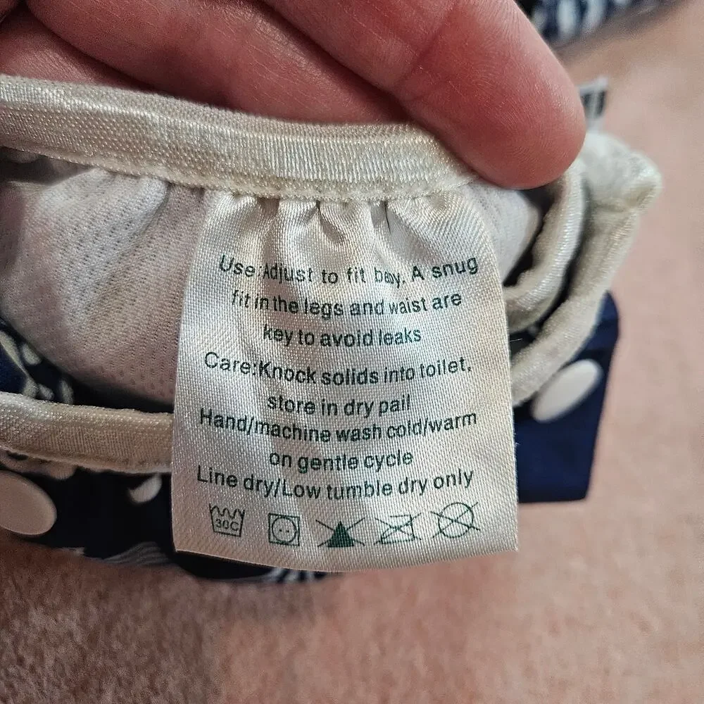Alva Baby whale wear
