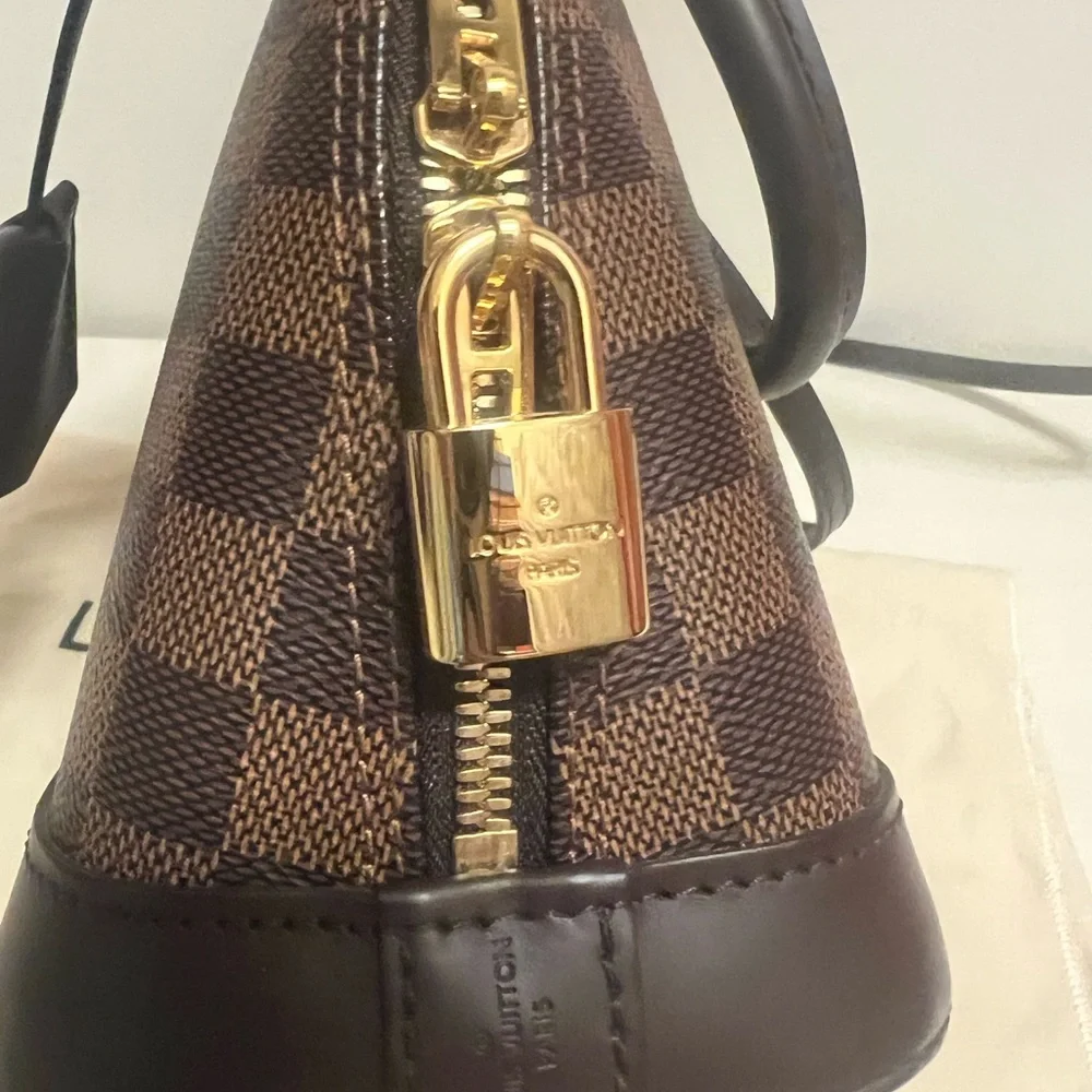Louis Vuitton authentic louis