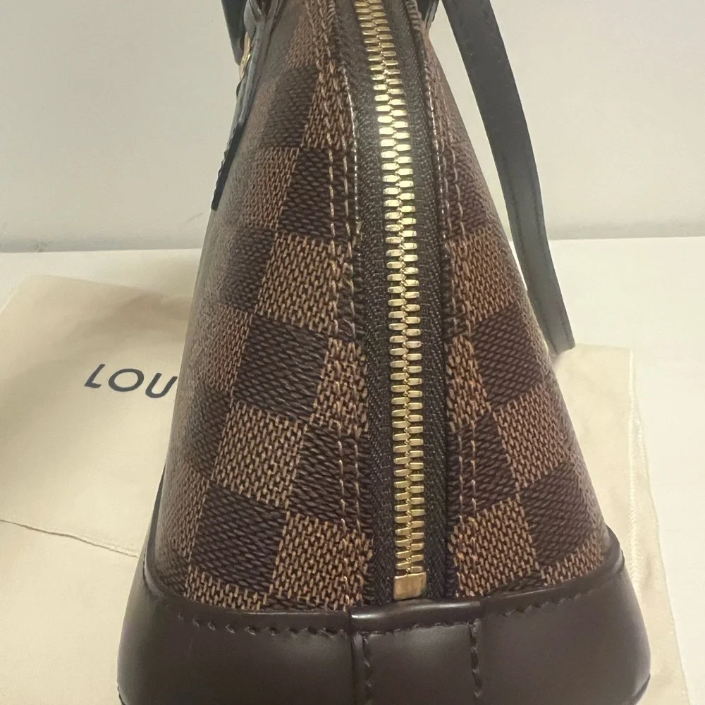 Louis Vuitton authentic louis