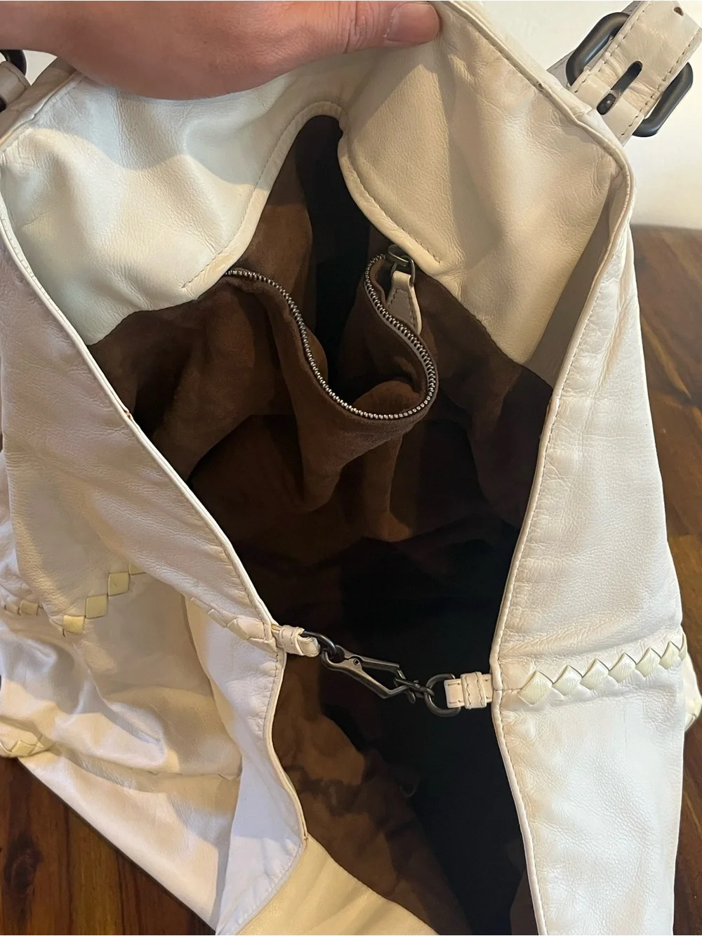 Bottega Veneta spacious cream