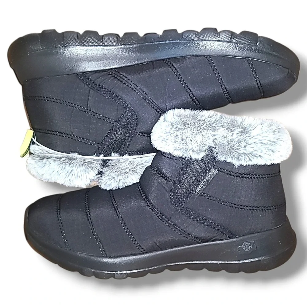 Skechers new box