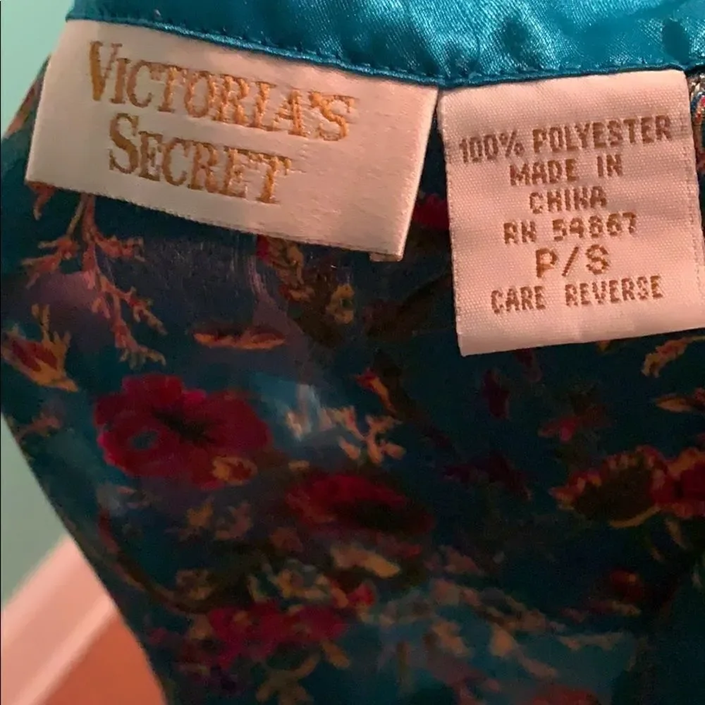 Victorias Secret beautiful nightgown
