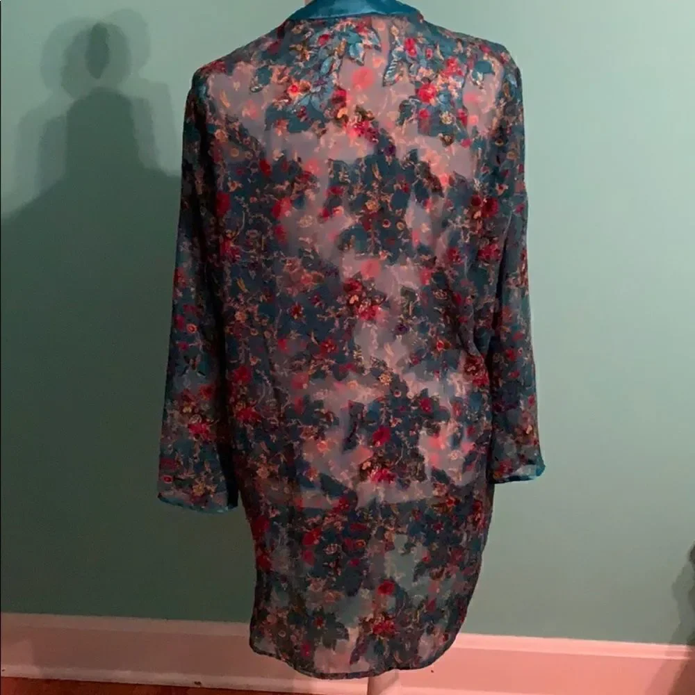 Victorias Secret beautiful nightgown