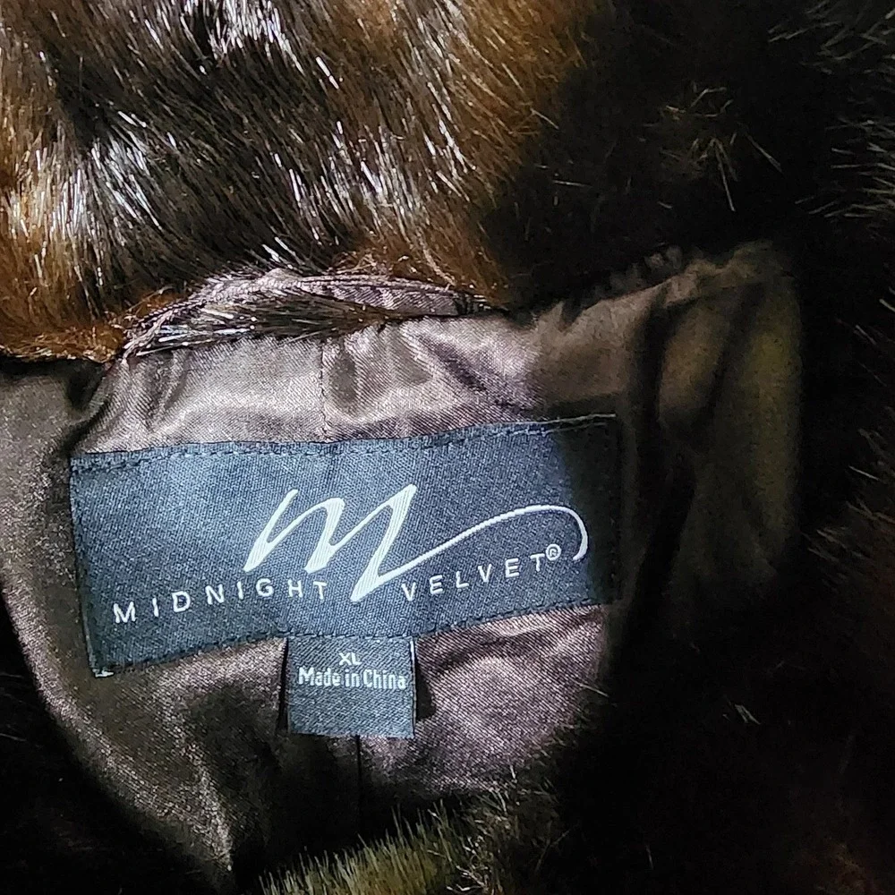 Midnight Velvet 83% modacrylic