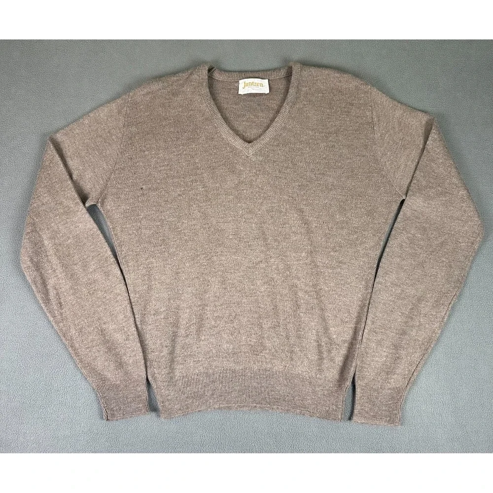 Jantzen item sweater