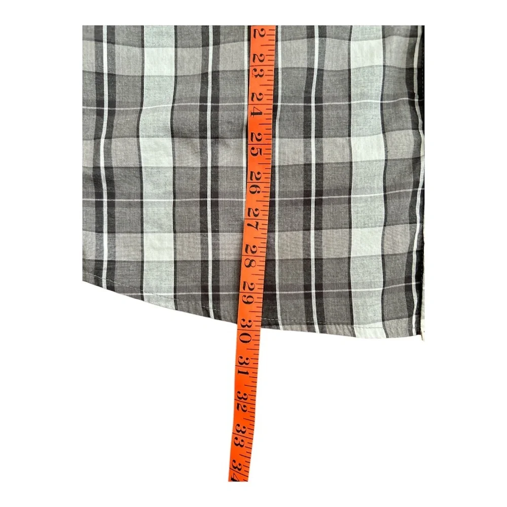 Mountain Hardwear‎ Shirt Men’s L Plaid Button Up Gray Hiking Workwear