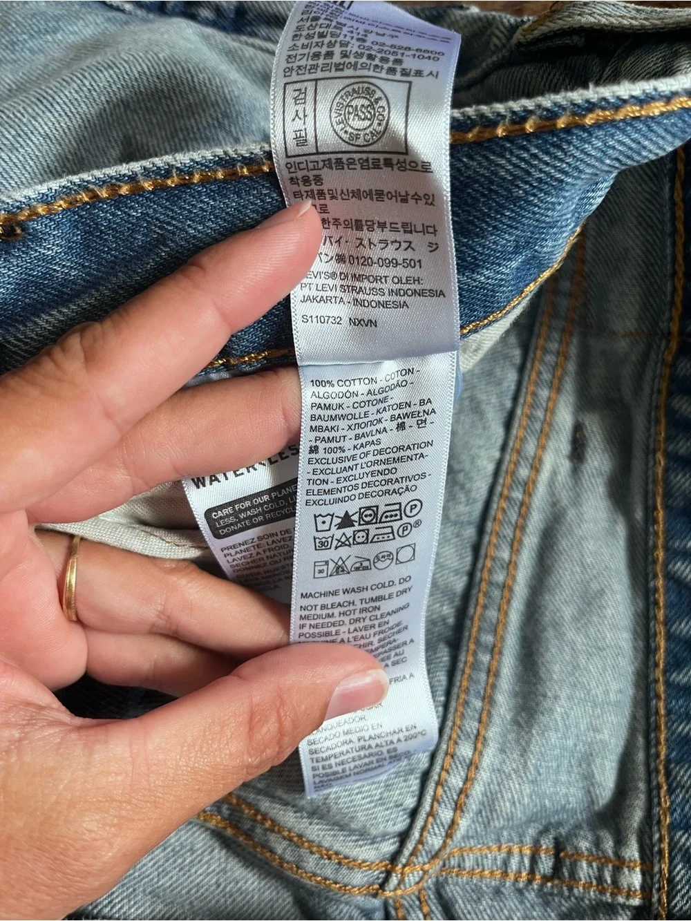 Levis good used