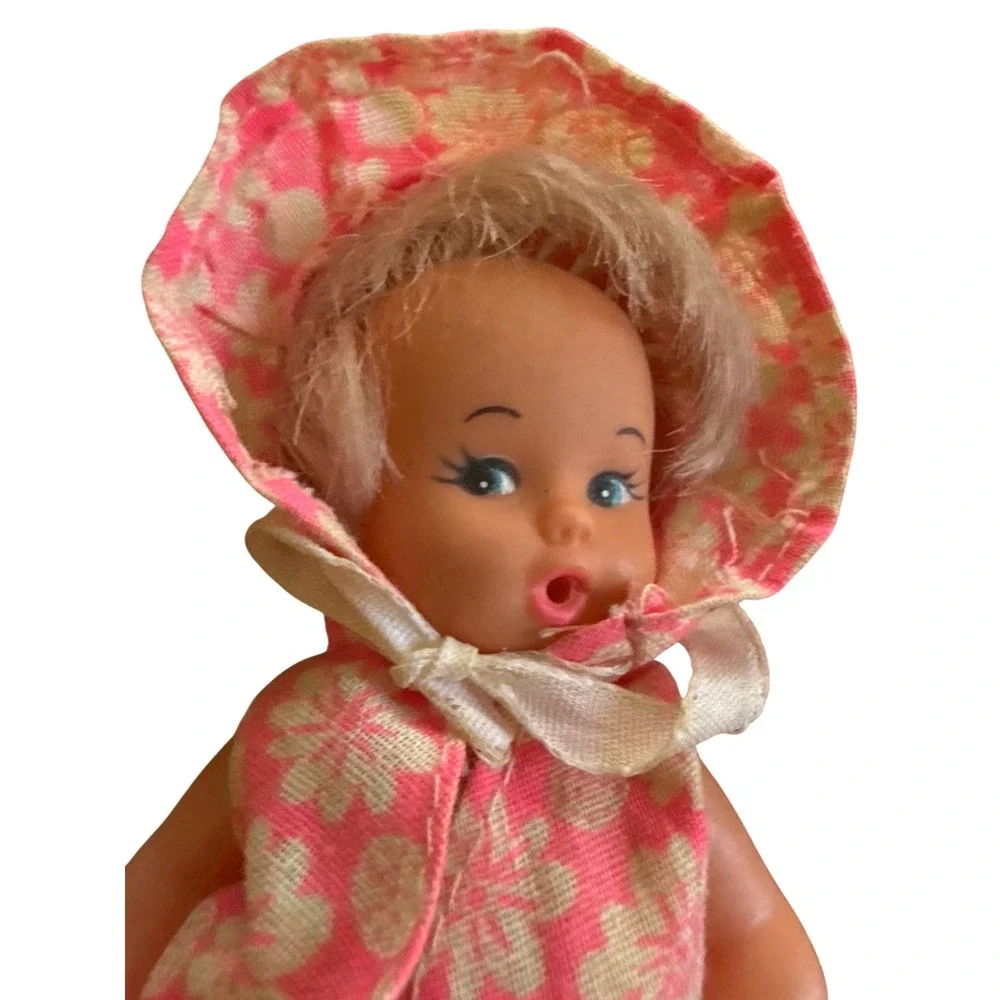 Miniature Baby Doll Plastic 1960s Pink Floral Sunbonnet White‎ Diaper 6