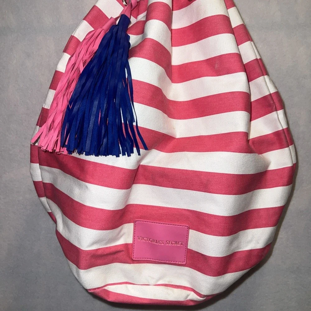Victoria's Secret 2WAY Shoulder‎ Bag Backpack Pink and White Striped Pattern