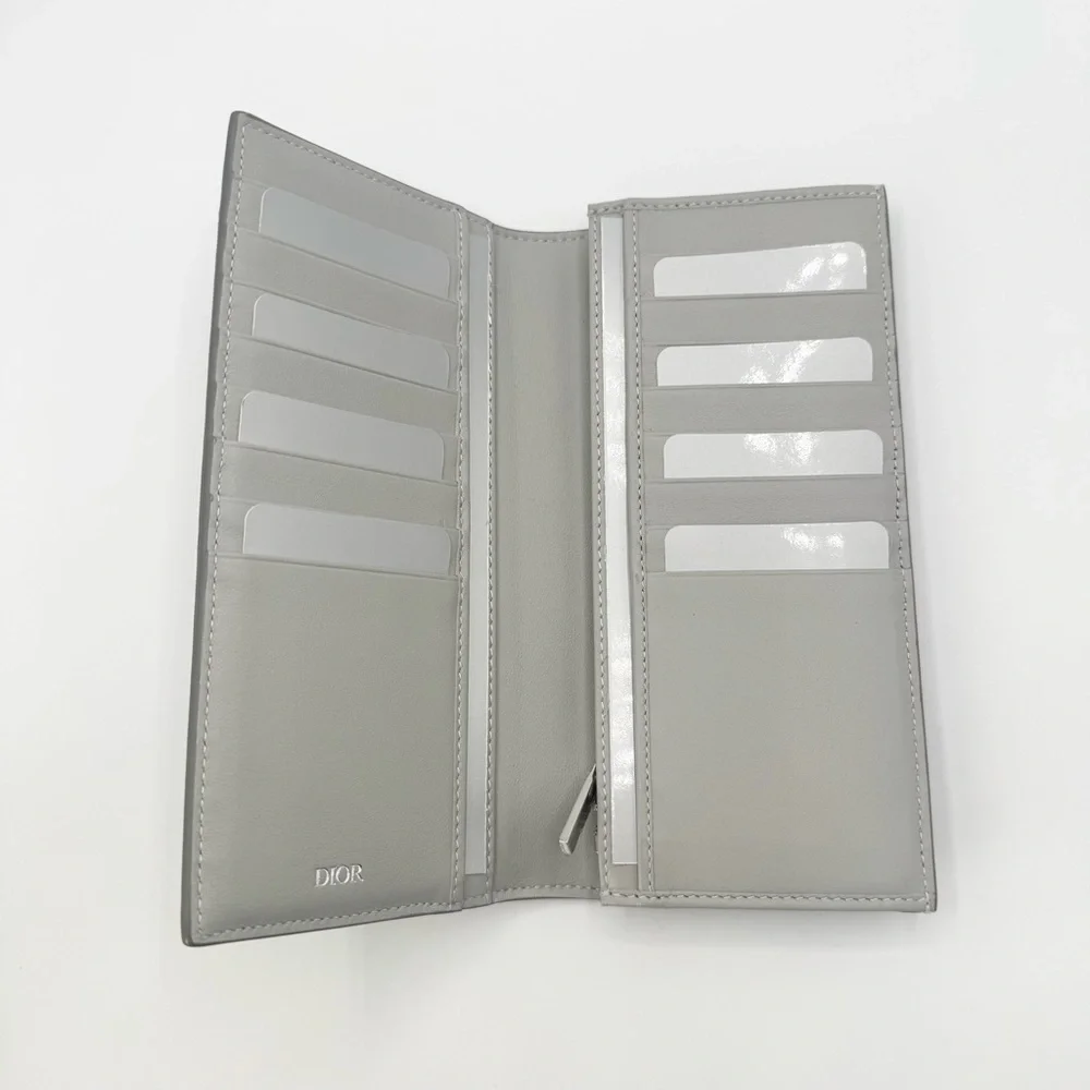 Dior authentic wallet