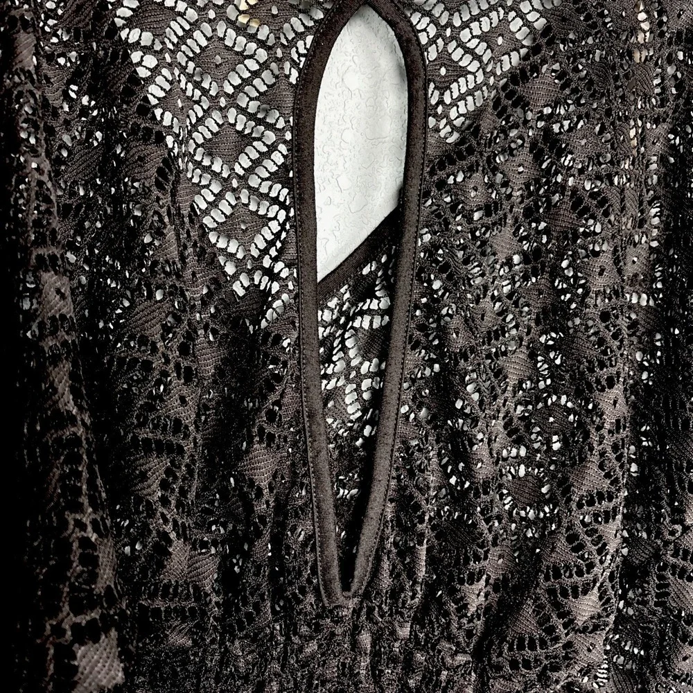 Miken black lace