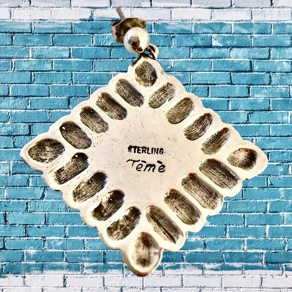 Teme native pierced